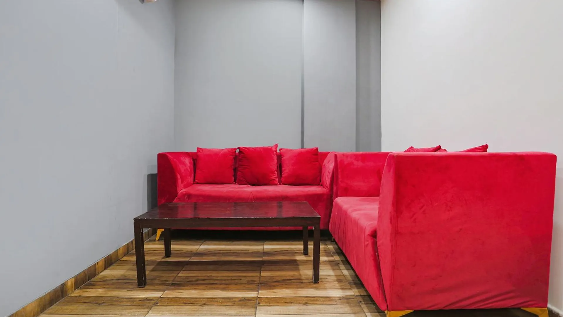 Fabhotel Sky Rise Inn Gurgaon India